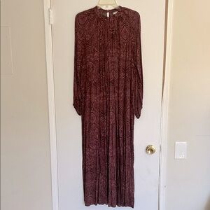 a new day Burgundy Paisley Long Sleeve Dress